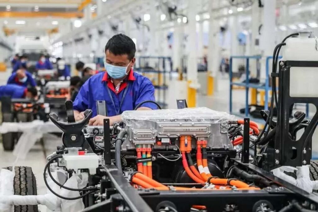 BYD met fin au règne de lithium : la société construit une usine de batteries sodium-ion pour les voitures électriques du monde BYD met fin au règne de lithium : la société construit une usine de batteries sodium-ion pour les voitures électriques du monde
