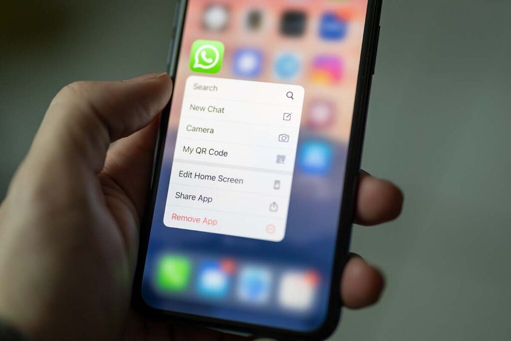 WhatsApp introduit le partage de fichiers via Bluetooth : ce que ça signifie et comment ça marche WhatsApp introduit le partage de fichiers via Bluetooth : ce que ça signifie et comment ça marche