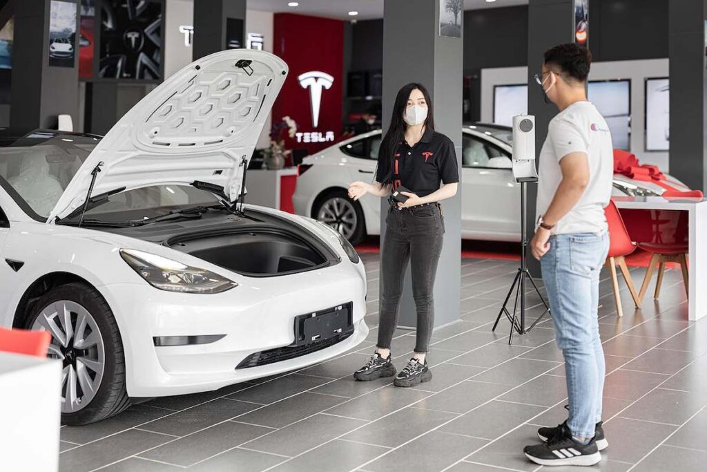 Tesla rappelle jusqu’à 200.000 voitures vendues en 2023 Tesla rappelle jusqu’à 200.000 voitures vendues en 2023