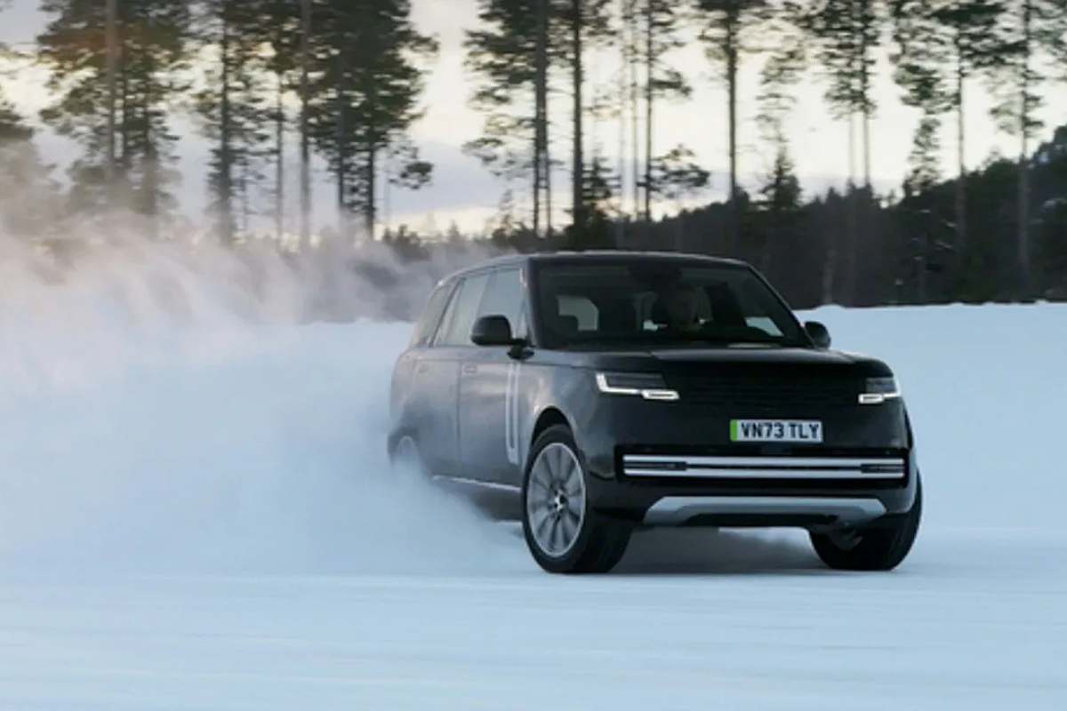 300 fois plus rapide qu’un clin d’œil : c’est le temps de réaction du système 4×4 du Range Rover électrique 300 fois plus rapide qu’un clin d’œil : c’est le temps de réaction du système 4×4 du Range Rover électrique