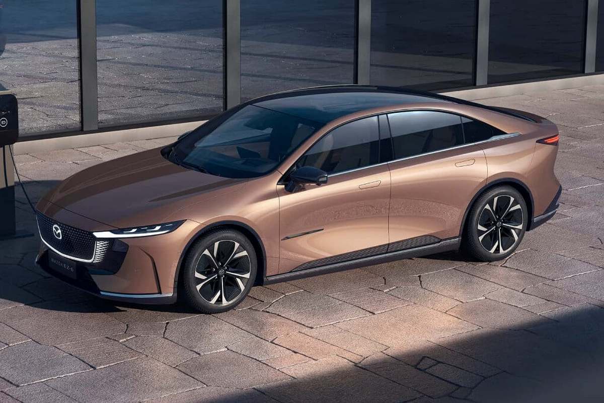 Appuyé par un constructeur chinois, Mazda lance EZ-6, sa première berline électrique (Photos)