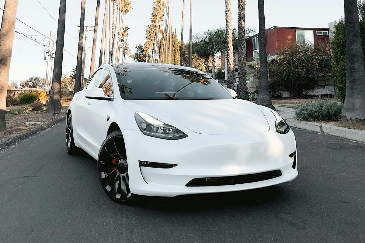 La Tesla Model Y continue de dominer les ventes sur tous les marchés La Tesla Model Y continue de dominer les ventes sur tous les marchés